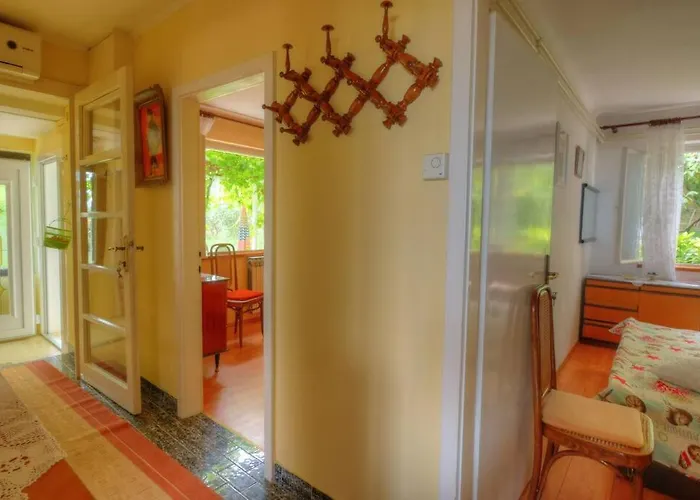 Holiday home Kuca Kate Mlini